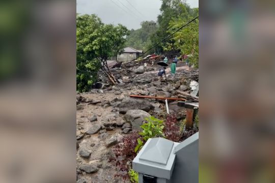 Hari keempat pascabanjir Sitaro, korban tewas bertambah jadi 17 orang
