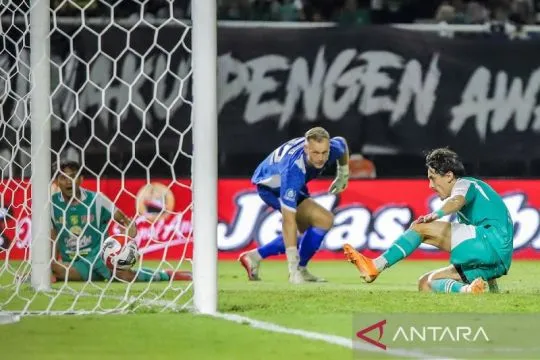 Dewa United imbangi Persebaya 1-1