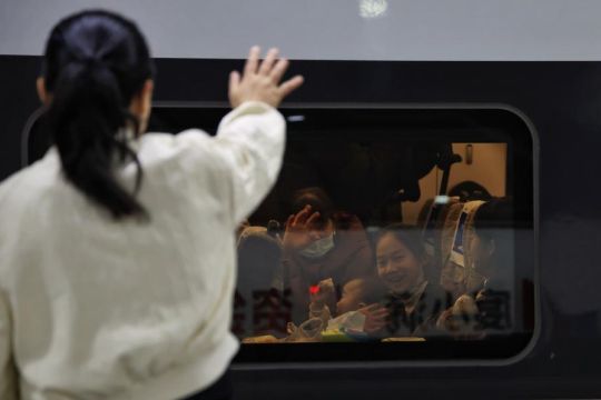 Lonjakan arus mudik Imlek di China diprediksi catat rekor baru