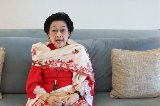 Megawati jelaskan posisi PDI P di luar pemerintahan ke Pangeran Khaled