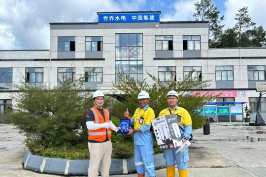 PT Dahana Raih Penghargaan Best Company K3 dari CDW JV di Bulan K3 2026