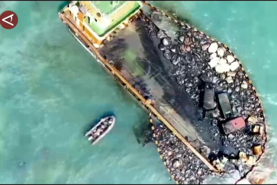 DLH Batam sebut 75 persen limbah B3 kapal telah diangkut dari laut