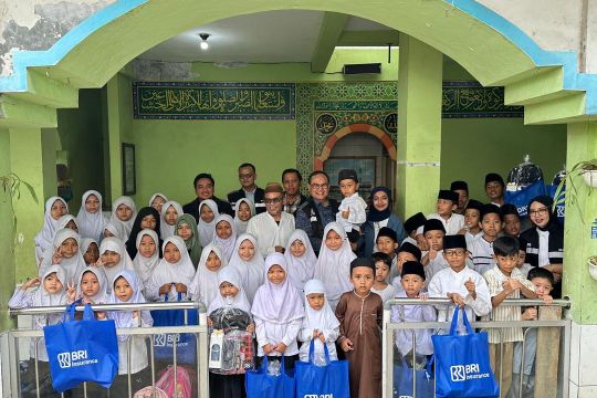 BRI Insurance dukung pendidikan yayasan lewat program TJSL