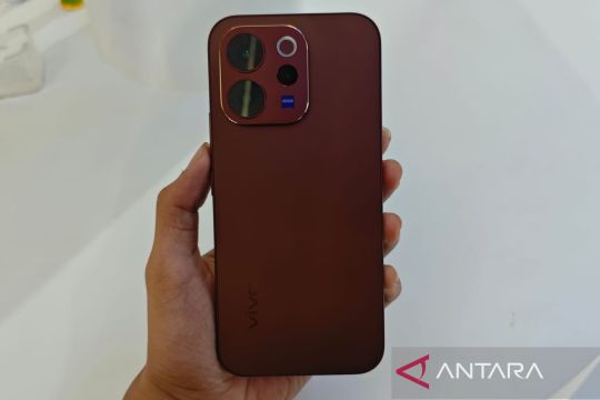 Vivo V70 rilis di Indonesia dengan kemampuan fotografi untuk konser