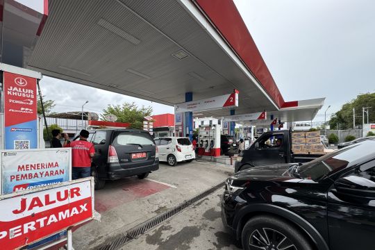 Harga minyak lampaui 100 dolar AS, Pertamina efisiensi operasional