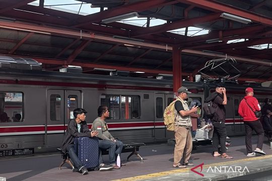 KAI Commuter jadi pilihan transportasi pemudik lokal di H+1 Lebaran