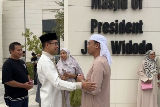 Konflik kawasan belum reda, WNI di UEA tetap khidmat rayakan Lebaran