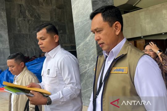 Dirut Bulog: Kemasan beras aman di tengah isu kelangkaan biji plastik