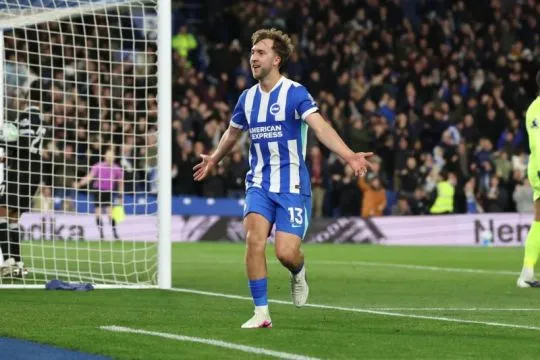 Chelsea terlempar dari posisi enam usai takluk 0-3 dari Brighton