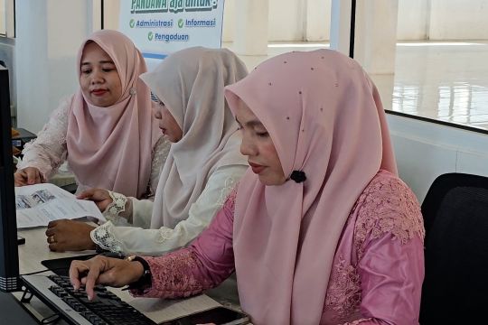 Kartini di Aceh, ASN tampil dengan pakaian adat Jawa