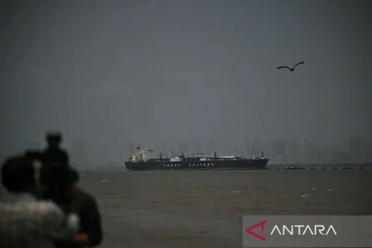Prancis, Inggris siap amankan Hormuz asal Iran sepakati proposal AS