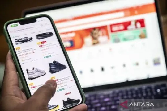 Indef: Tren web mandiri transformasi pergeseran ekonomi usaha digital