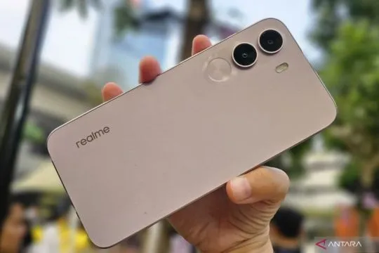 realme C100i dengan baterai 7000 mAh dilego mulai Rp2,4 jutaan 