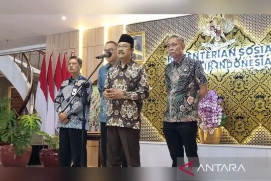 Tanggapi polemik, Mensos bentuk tim dalami isu pengadaan barang/jasa