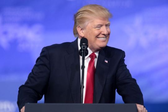 Pengadilan AS izinkan sementara tarif global Trump berlaku