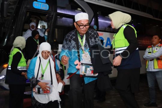 Enam calhaj Aceh batal berangkat karena kesehatan dan meninggal dunia