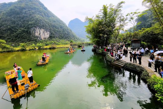 Integrasi Budaya di Sepanjang Perbatasan Guangxi-Vietnam: Acara-acara Baise Membangun Jembatan bagi Konektivitas Bertetangga China-Vietnam