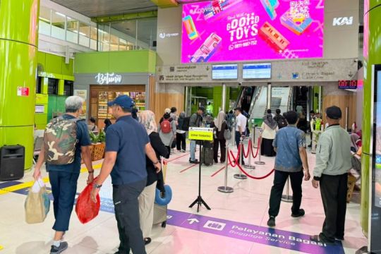 KAI Group angkut 214 juta penumpang kereta hingga Mei
