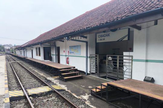 Menyambut Akhir Pekan dari Stasiun Cibadak, Kereta Api Perkuat Akses Wisata dan Mobilitas Sukabumi
