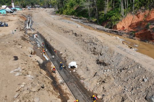 WIKA Dukung Kementerian PU dalam Rehabilitasi Kawasan Tapanuli Melalui Pembangunan Sabo Dam dan Proteksi Sempadan Sungai
