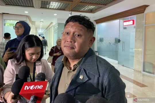 DPR minta Kemenkes sanksi nakes nirempati jika terbukti langgar etik