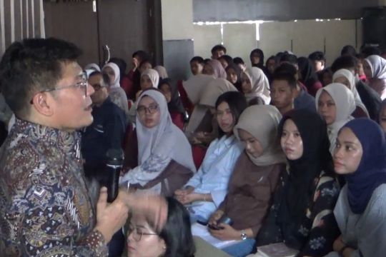 Dirut ANTARA dorong mahasiswa UHO adaptif menghadapi era AI