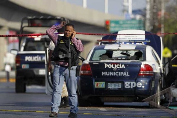 Sepuluh orang tewas dalam baku-tembak di Meksiko