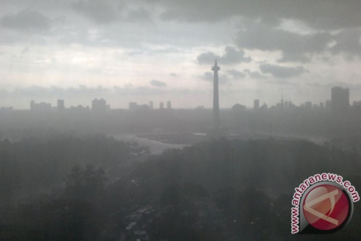 Waspada potensi hujan petir di Jakarta Selatan dan Jakarta Timur
