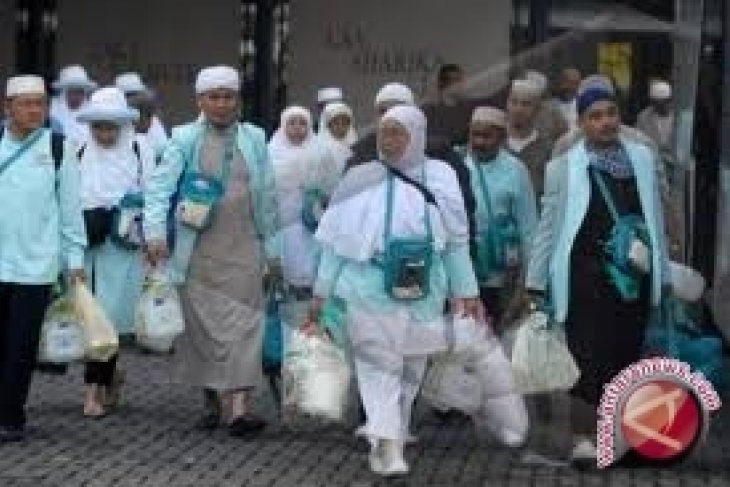46 Calon Haji Paser Batal Berangkat