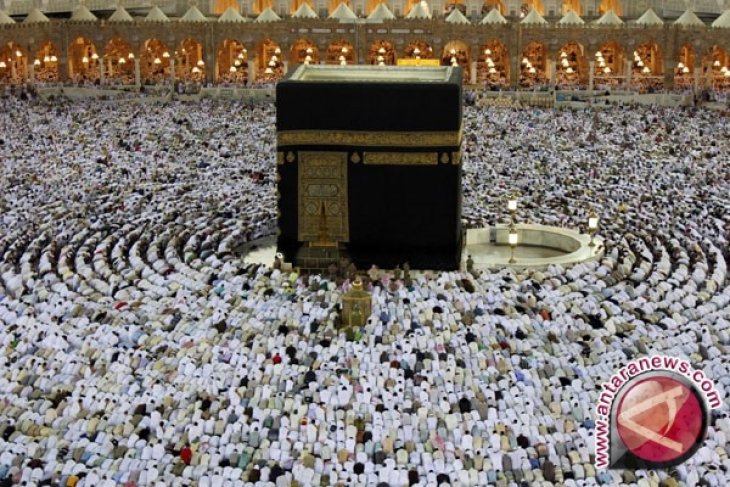 Jasa Pendorong Kursi Roda di Masjidil Haram