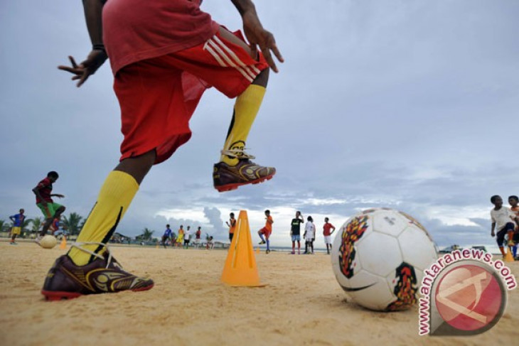 Mendikbud: sepak bola bagian dari pendidikan karakter murid
