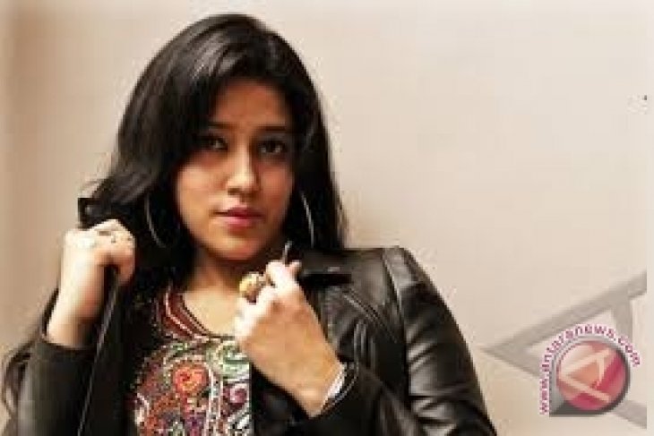 Artis Fairuz laporkan Galih Ginanjar ke polisi