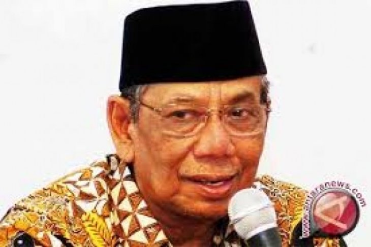 KH Hasyim Muzadi Tutup Usia