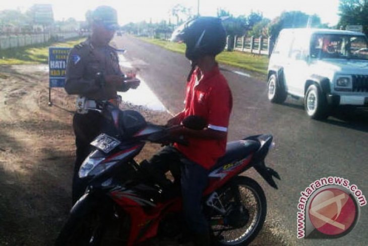Polres Mukomuko Gunakan E-Tilang Tindak Pelanggar Lalu Lintas