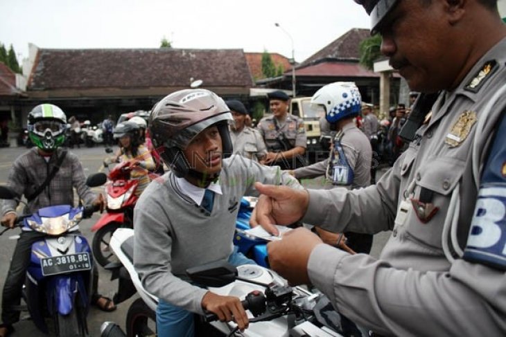 Ribuan Pengendara Motor di Tulungagung Terjaring Razia