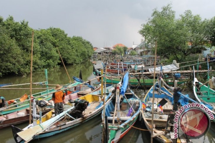 Nelayan Pangkalpinang Harapkan Bantuan Sembako