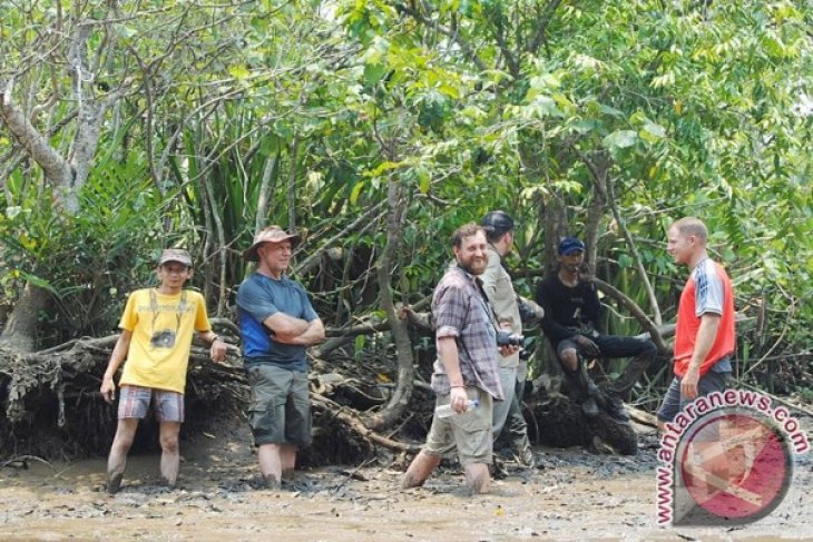 Sbi Minta Kembangkan Pulau Bakut Antara News Kalimantan