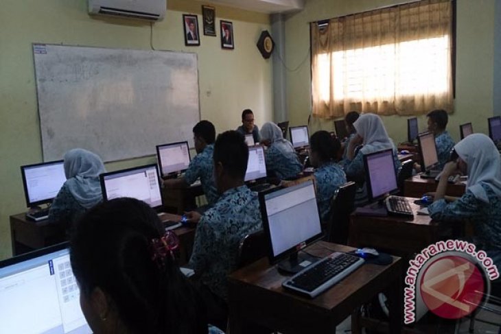 UN SMA Se-Bogor Berlangsung Lancar