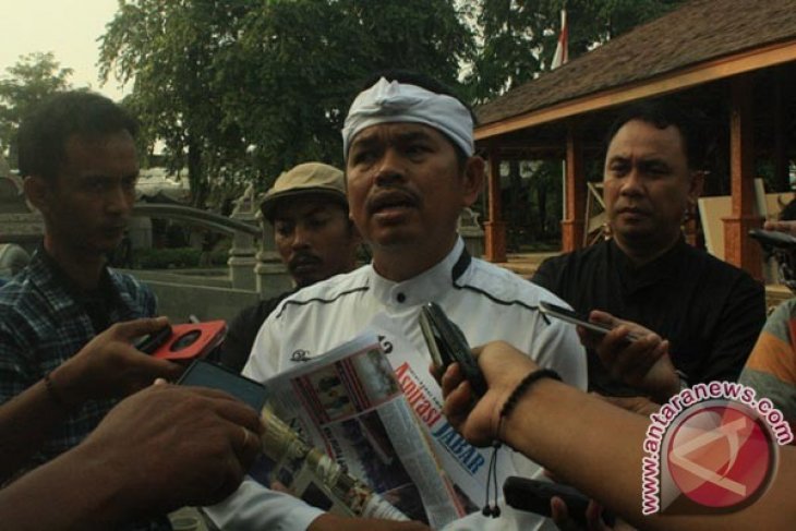 Bupati Purwakarta Sarankan Penderita Kanker Hati Bersekolah