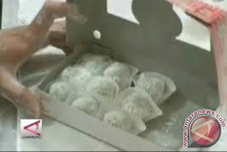 Makanan Tradisional Ketan Susu Es