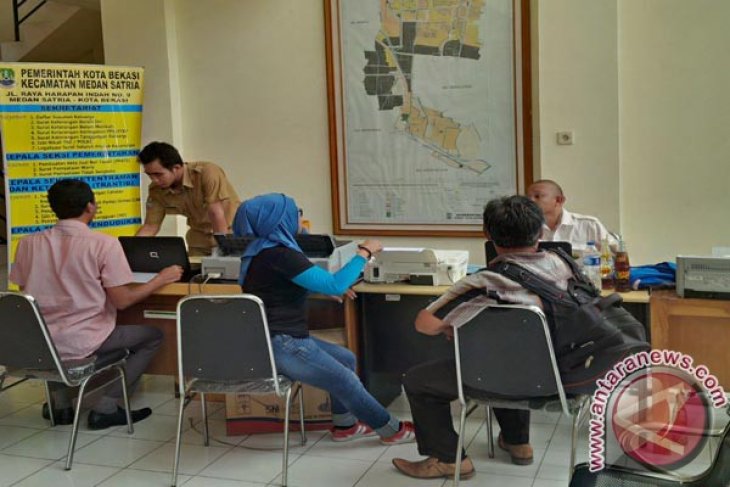 Pemkot Bekasi Pangkas Birokrasi Perizinan Reklame