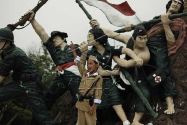 Besok heningkan cipta selama 60 detik secara serentak