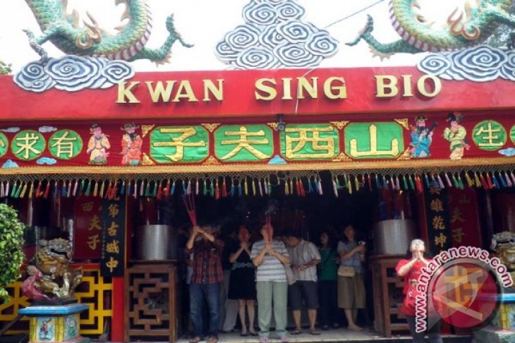 Kelenteng Tuban Gelar Lomba Mewarnai Rayakan Imlek Antara