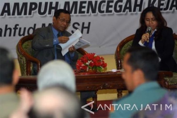 Mahfud MD: Upaya Hidupkan Komunis Harus Ditindak
