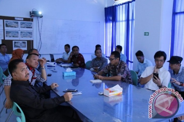 Dukung Finishing Stadion Persiba
