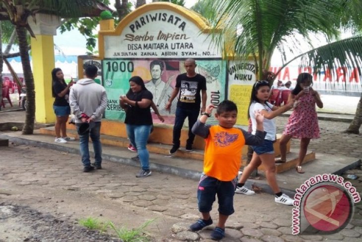 Tidore Kepulauan meriahkan kemerdekaan dengan pelestarian lingkungan