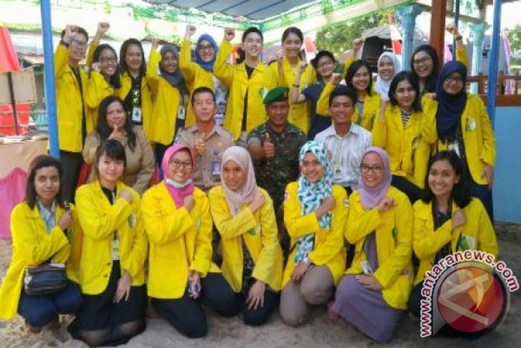 Mahasiswa FKG UI Kerja Sosial Di Babel