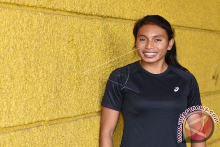 Maria Londa Dan Kehormatan Pengibar Bendera