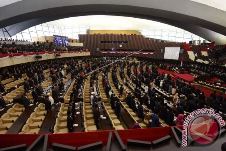 Pidato Presiden Pada Penyampaian RUU APBN 2017