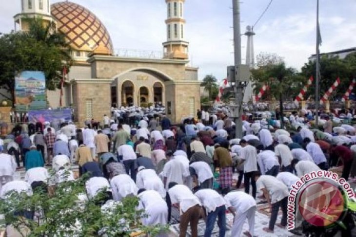 Gubernur Jadikan Idul Adha Momentum Bangun Persaudaraan